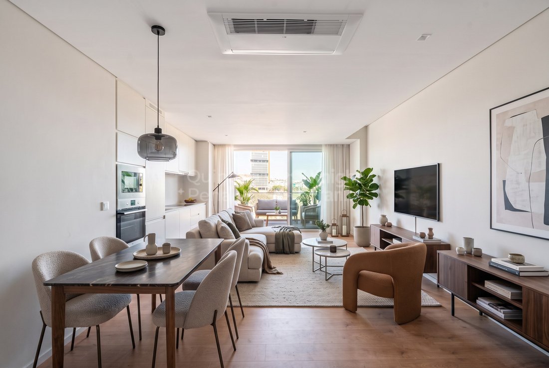 Apartment in Alges, Lisbon, Portugal 2 - 19194130
