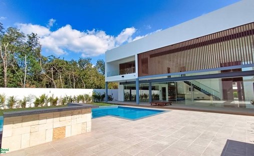 House in Lagos del Sol, Quintana Roo, Mexico 1