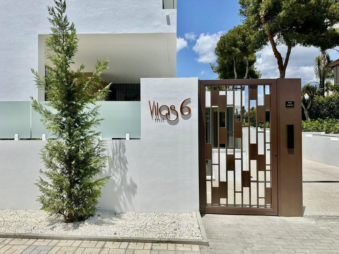 Villa in Nueva Andalucia, Marbella, Spain 3 - 19194175