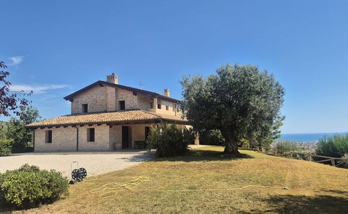 Casa di campagna a Martinsicuro, Abruzzo, Italia 1