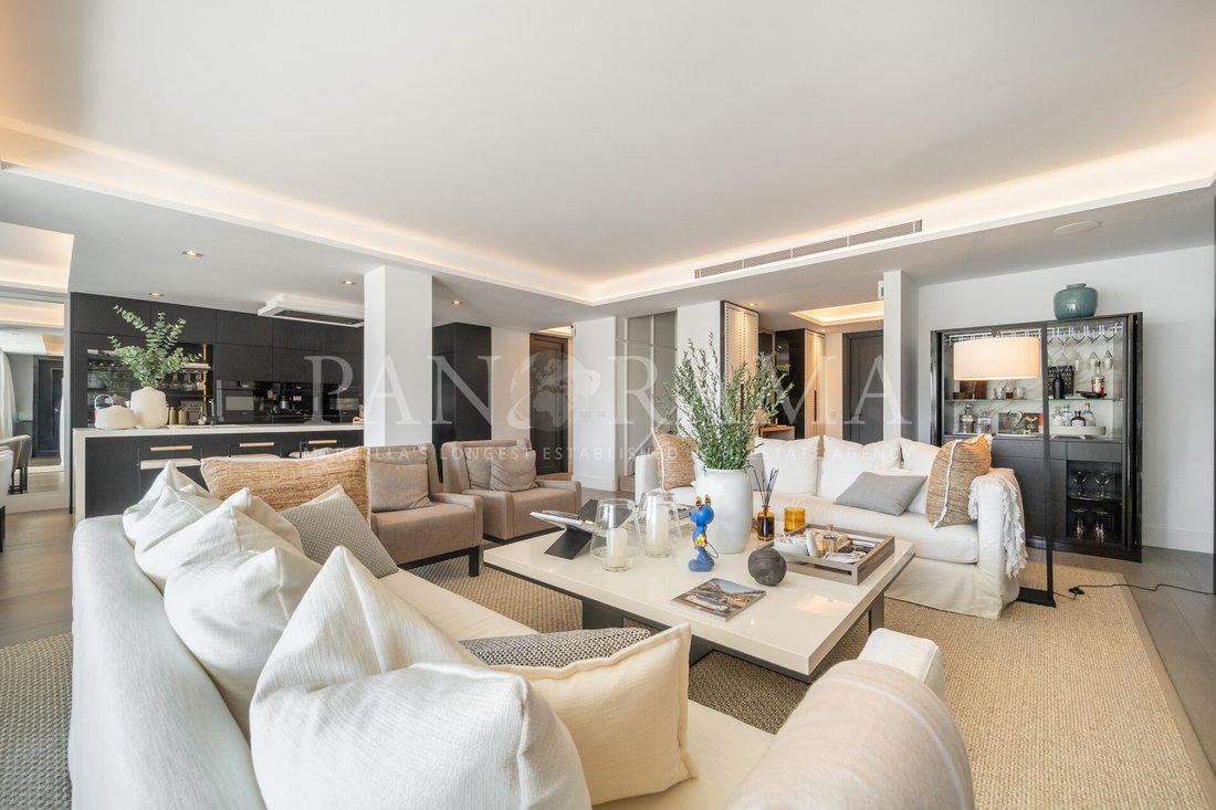 Penthouse en Milla de Oro, Andalucía, España 2 - 19190570