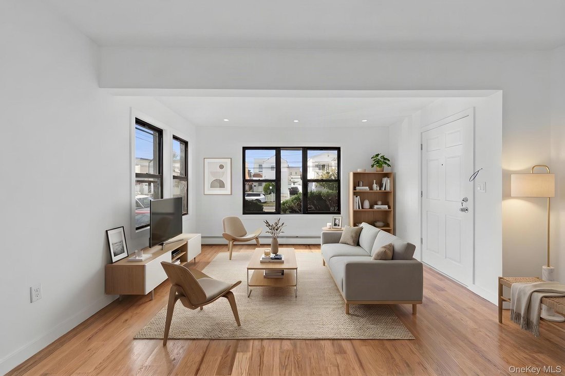 House in New York, New York, United States 1 - 19192791