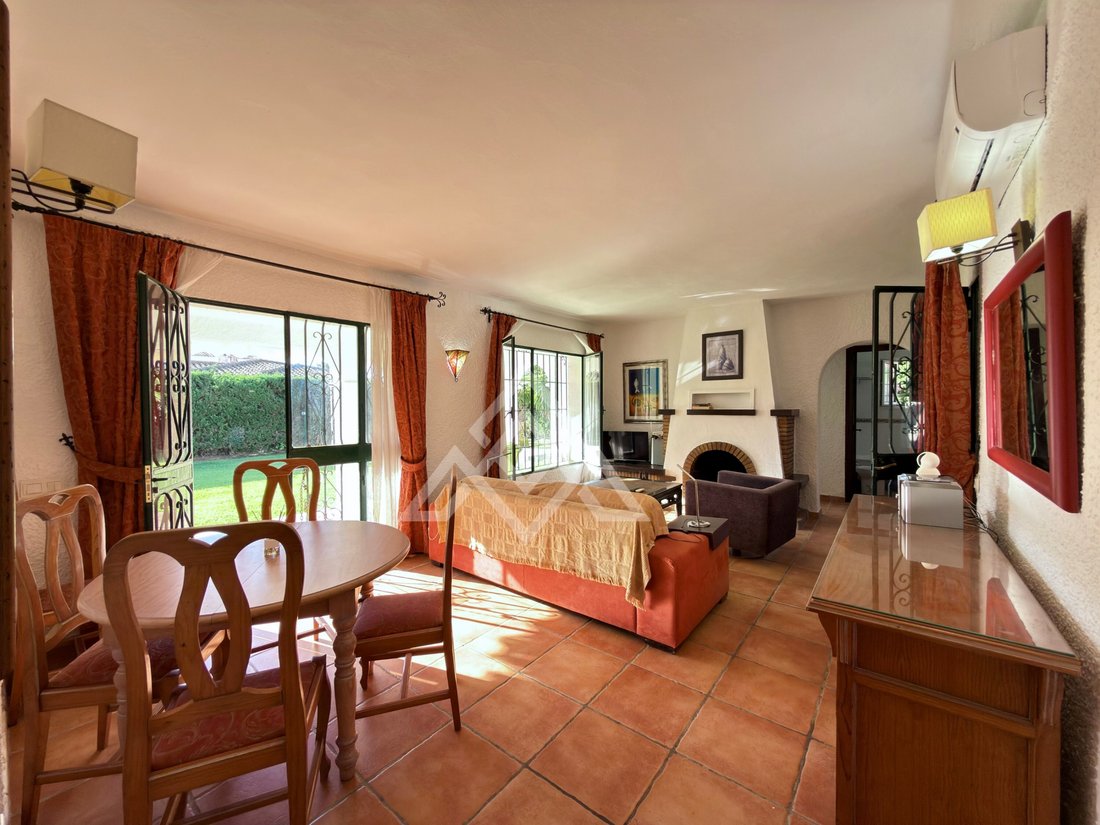 Villa a Estepona, Andalusia, Spagna 3 - 19194167