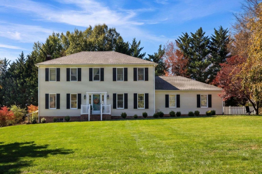 Casa a Fishersville, Virginia, Stati Uniti 1 - 19189688