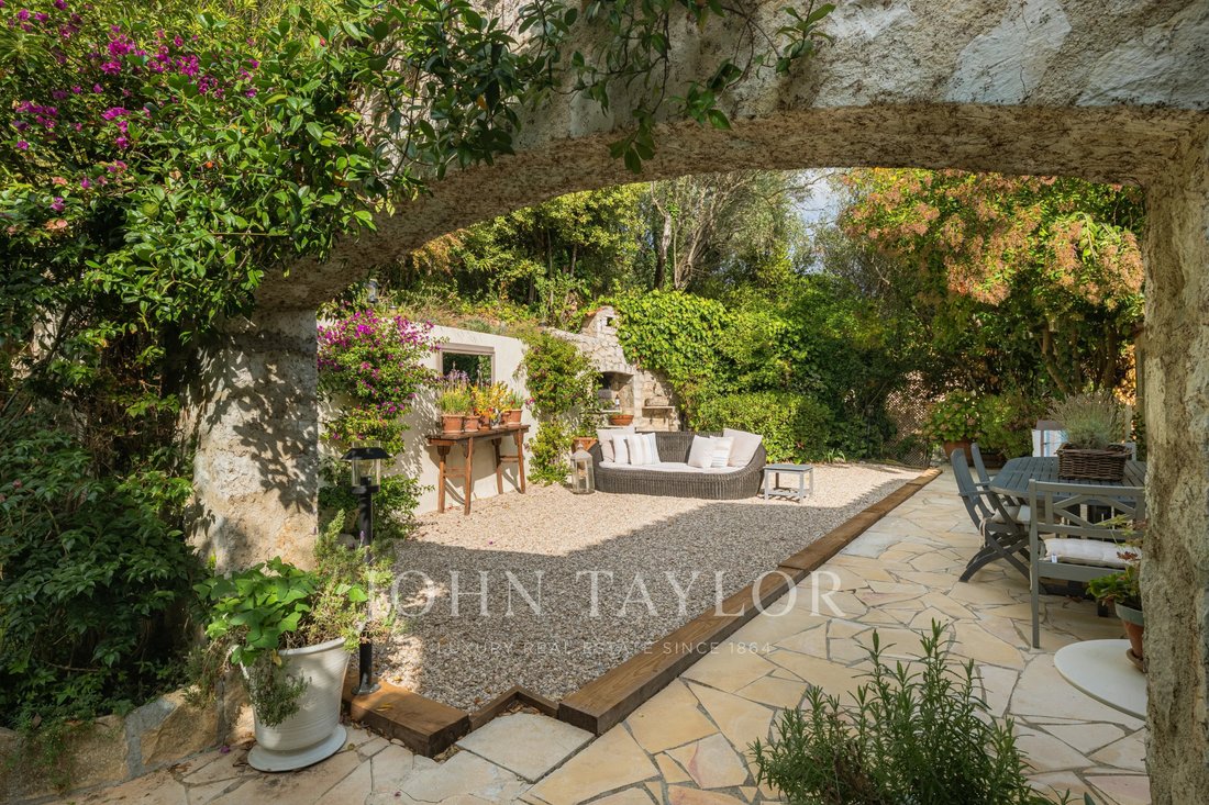 House in Châteauneuf-Grasse, Provence-Alpes-Côte d'Azur, France 4 - 19190729