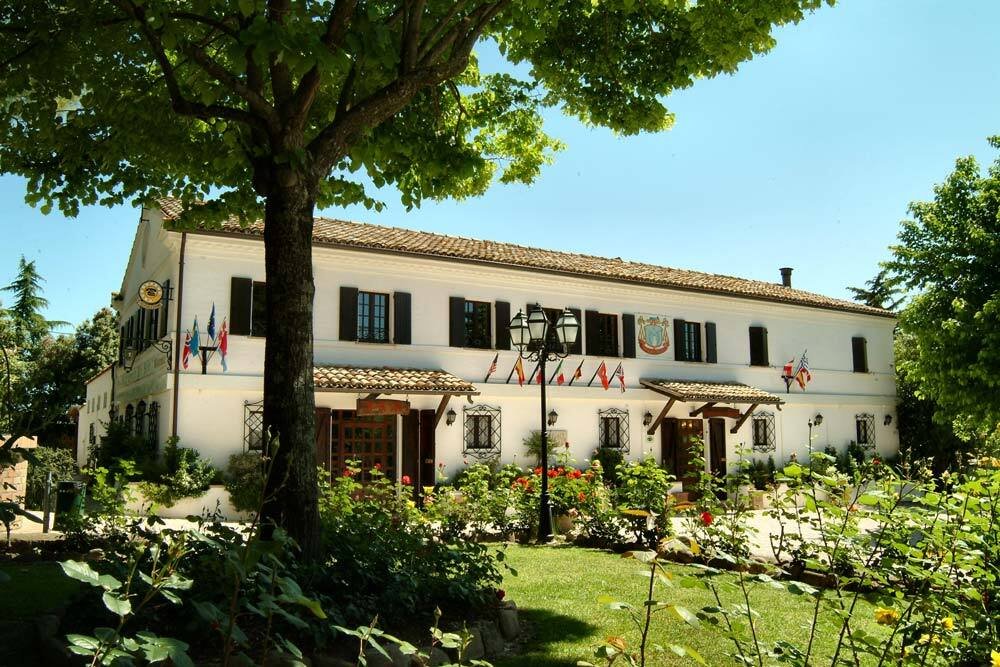 Country House in Cingoli, Marche, Italy 2 - 19190503
