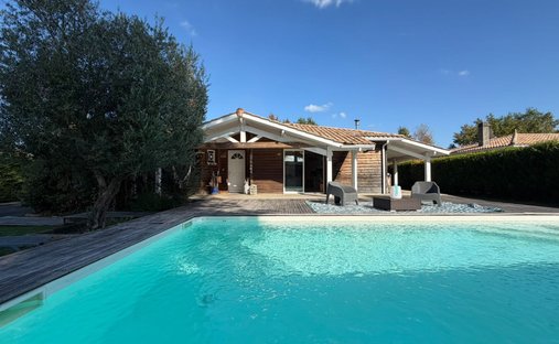 Villa à Sainte-Hélène, Nouvelle-Aquitaine, France 1