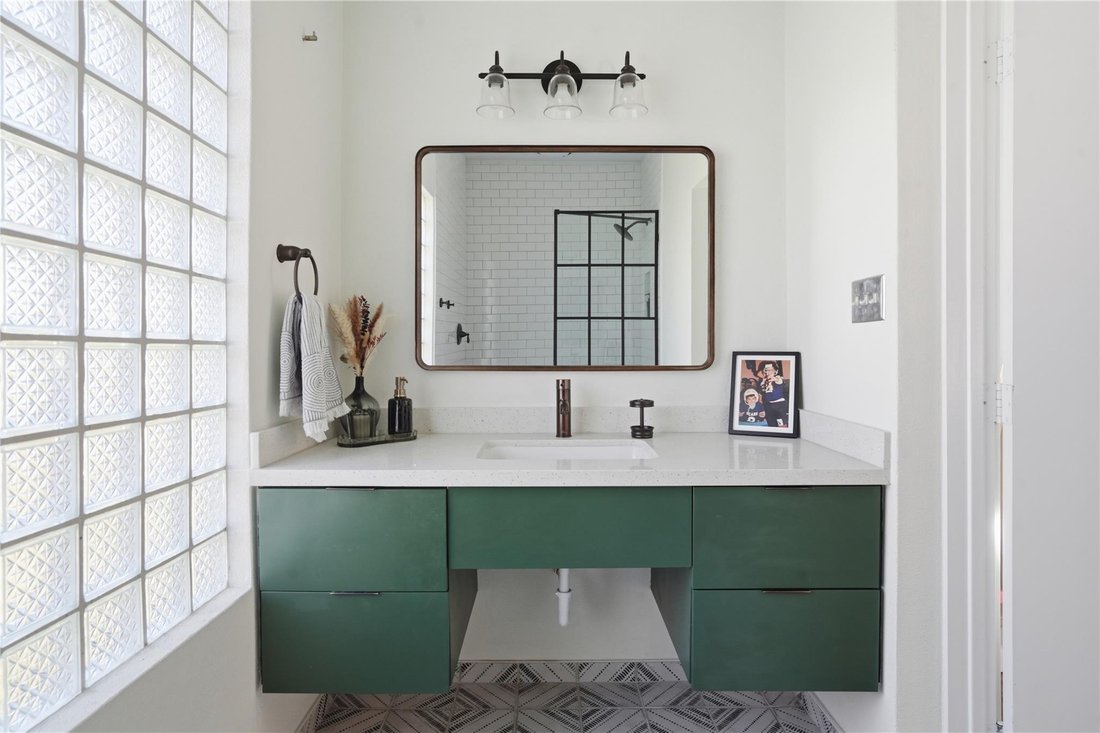 House in Houston, Texas, United States 5 - 19193808