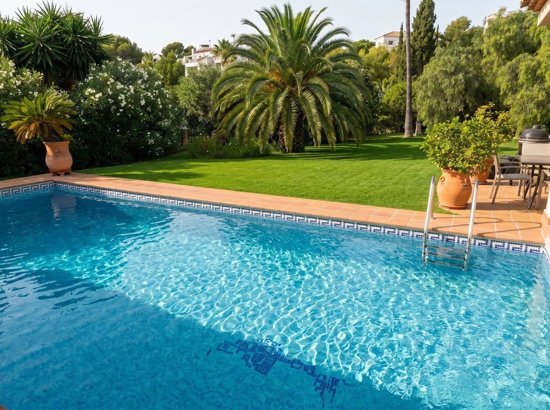 Villa in Elviria-Cabopino, Marbella, Spanien 2 - 19191442