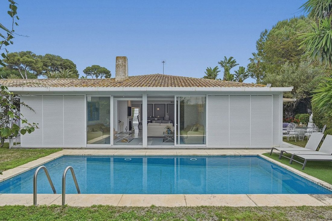 Villa en Marbella, Andalucía, España 2 - 19194064