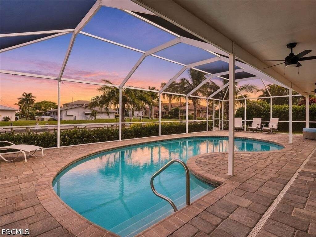 Casa en Cabo Coral, Florida, Estados Unidos 5 - 19192680