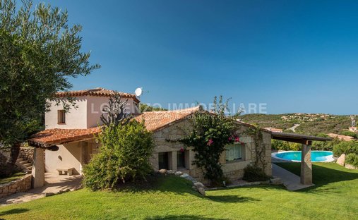 Villa in Area Arzachena Paese, Arzachena, Sardinien 1
