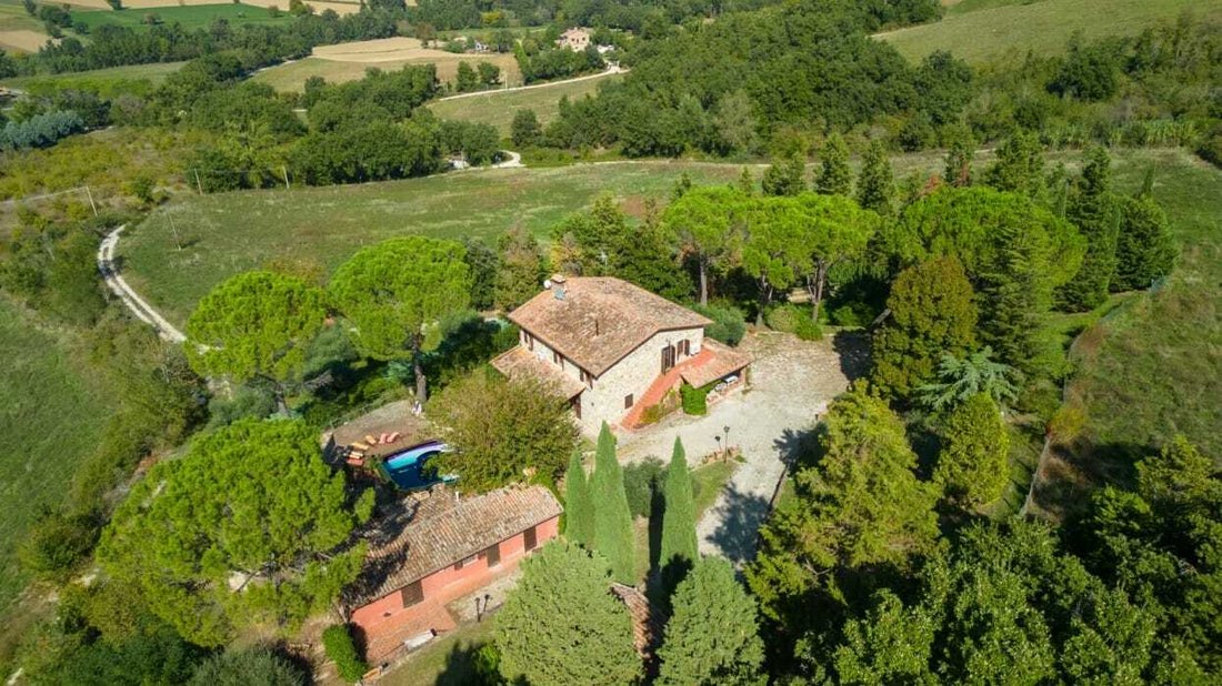 Country House in Todi, Umbria, Italy 2 - 19190091