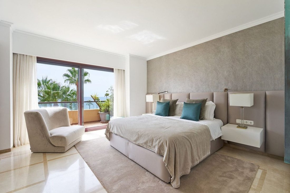 Apartment in Cancelada, Estepona, Andalusia 1 - 19194201