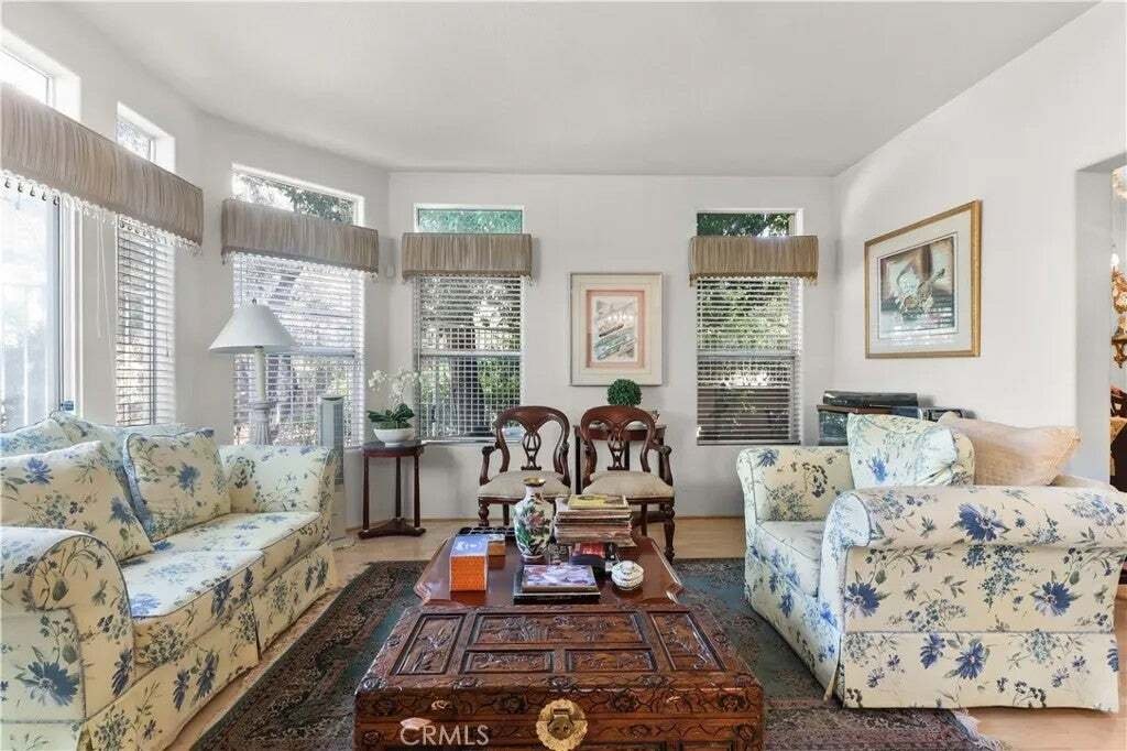Condo in Glendale, California, United States 4 - 19193072