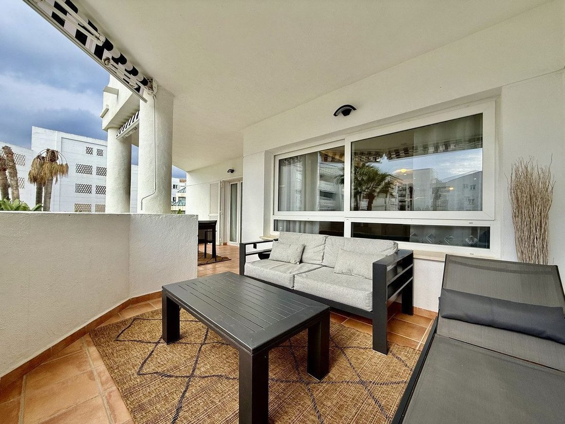 Apartamento en Playa Puerto Banús, Marbella, España 4 - 19190642