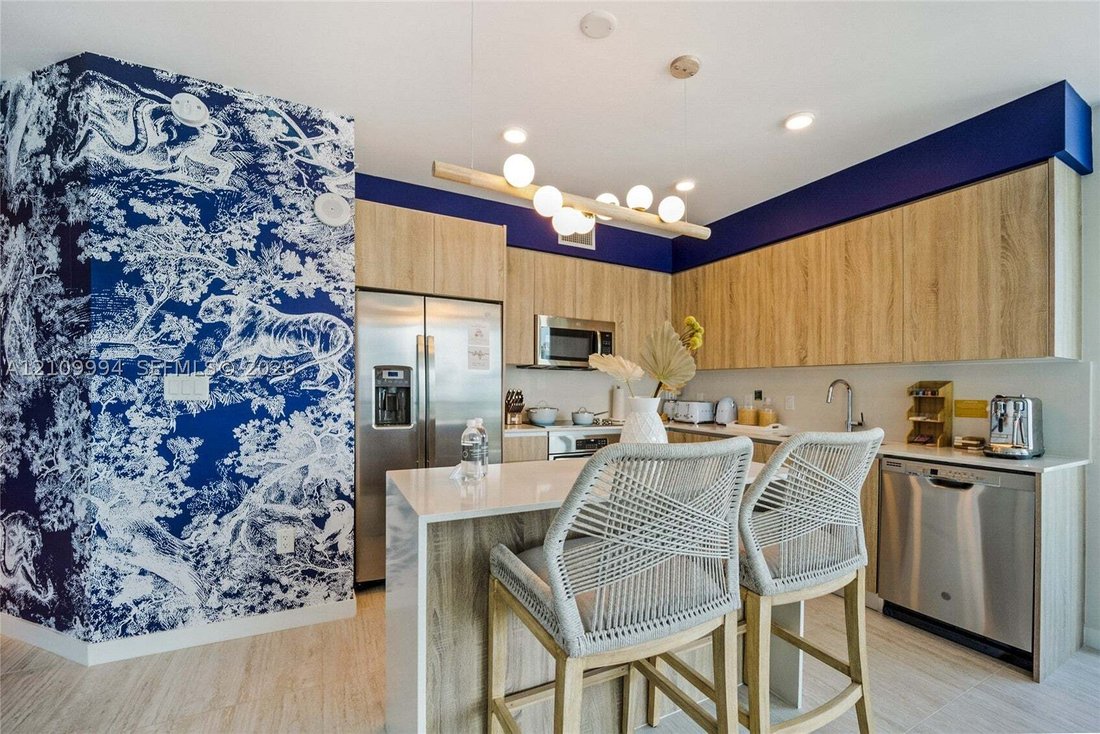 Condo in Miami, Florida, United States 4 - 19193215