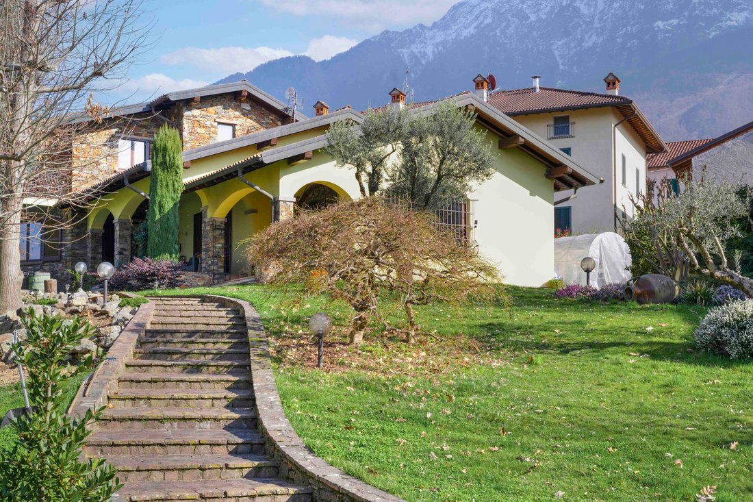 Villa in Colico Piano, Lombardy, Italy 3 - 19190594
