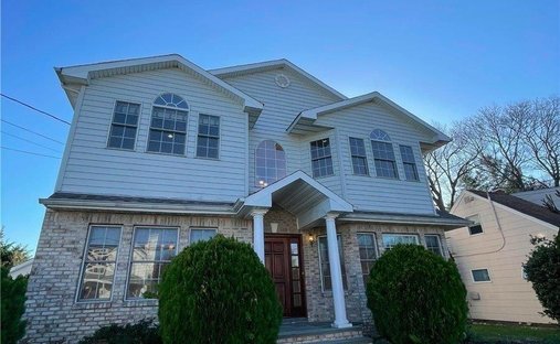 House in Port Washington, New York, United States 1