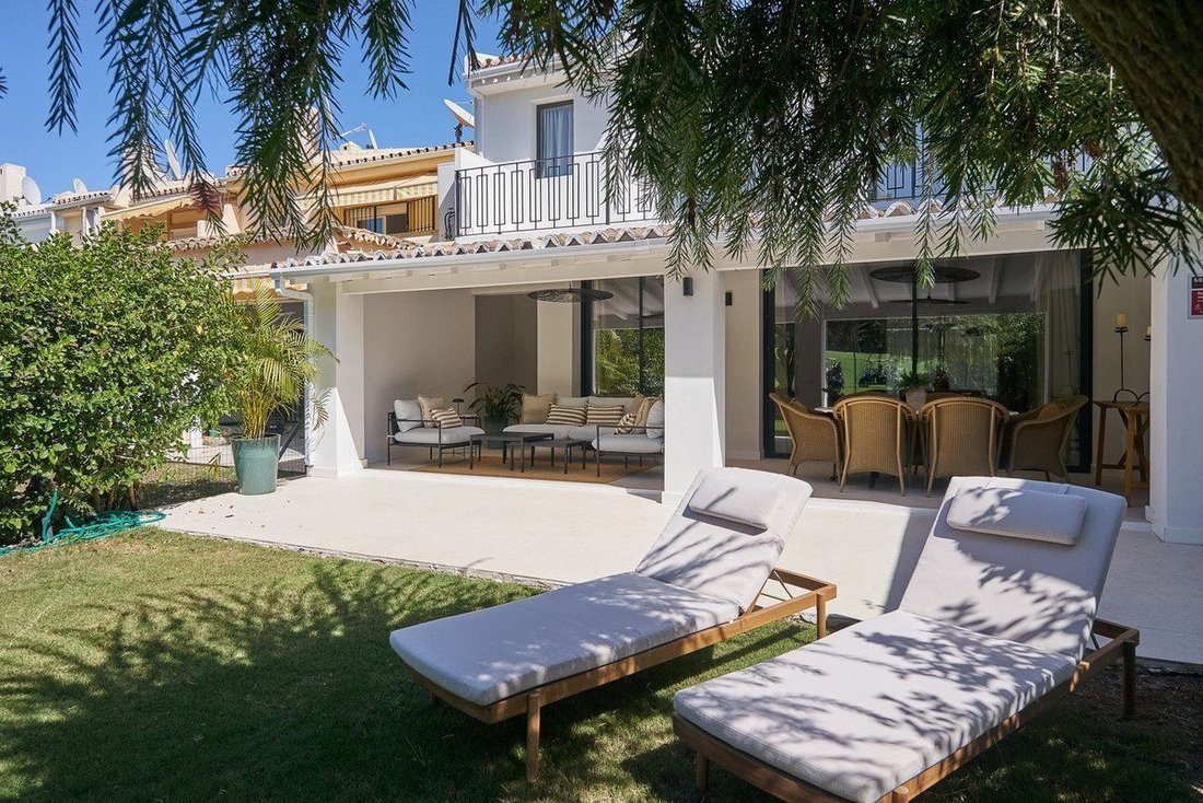 Villa in Marbella, Andalusia, Spain 1 - 19194127
