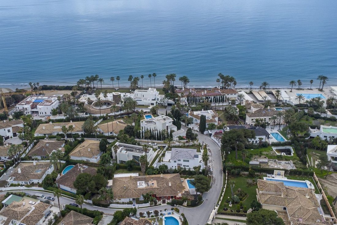 Villa en Marbella, Andalucía, España 1 - 19194064