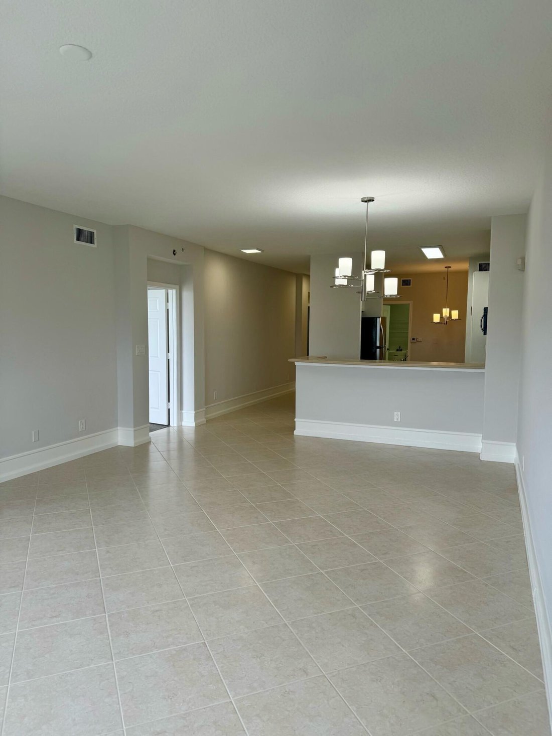 Condo in Boca Raton, Florida, United States 5 - 19193957