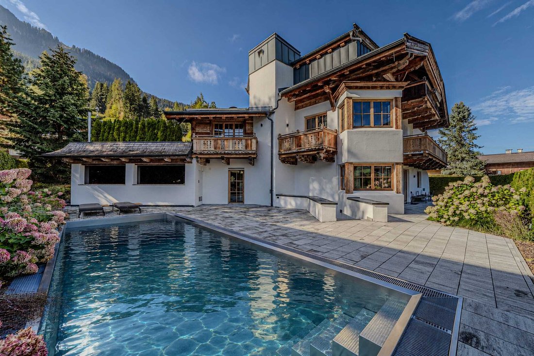 Chalet in Kitzbuhel, Tyrol, Austria 1 - 19194010