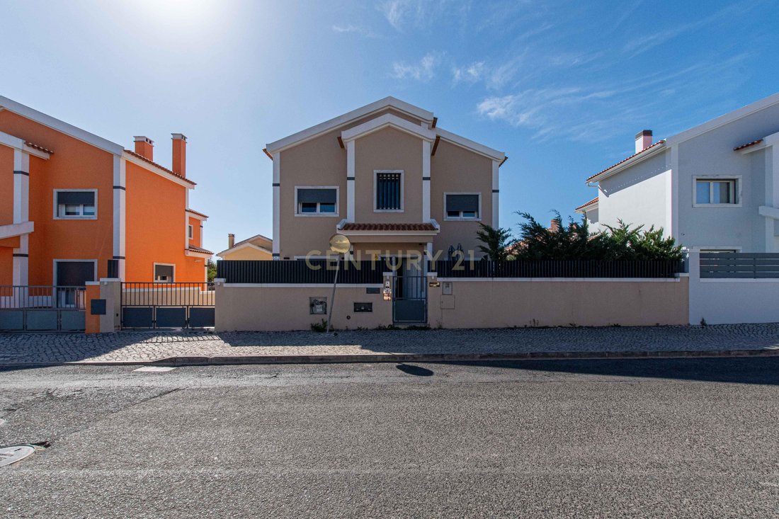 Villa in Rio de Mouro, Lissabon, Portugal 1 - 19193739