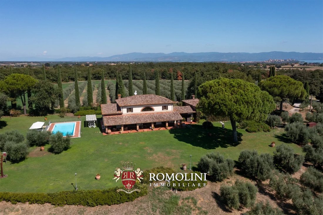 Villa à Castiglione del Lago, Ombrie, Italie 3 - 19191048
