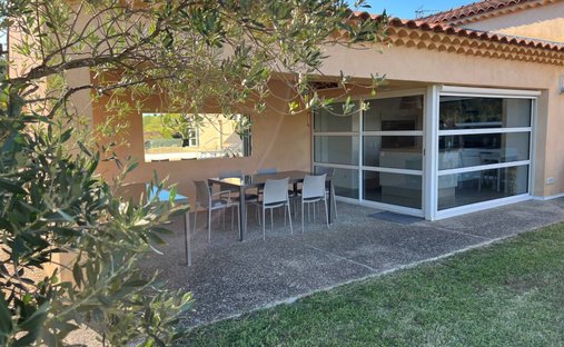 Attico a Taillades, Provenza-Alpi-Costa Azzurra, Francia 1