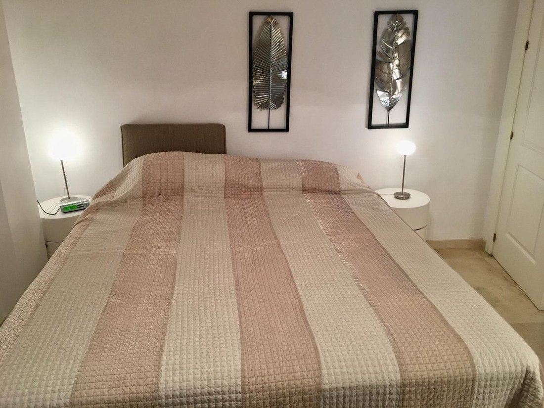 Apartamento en Nueva Andalucía, Marbella, España 3 - 19191182