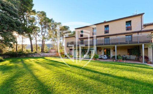 Estate in Alcoi, Valencian Community, Spain 1