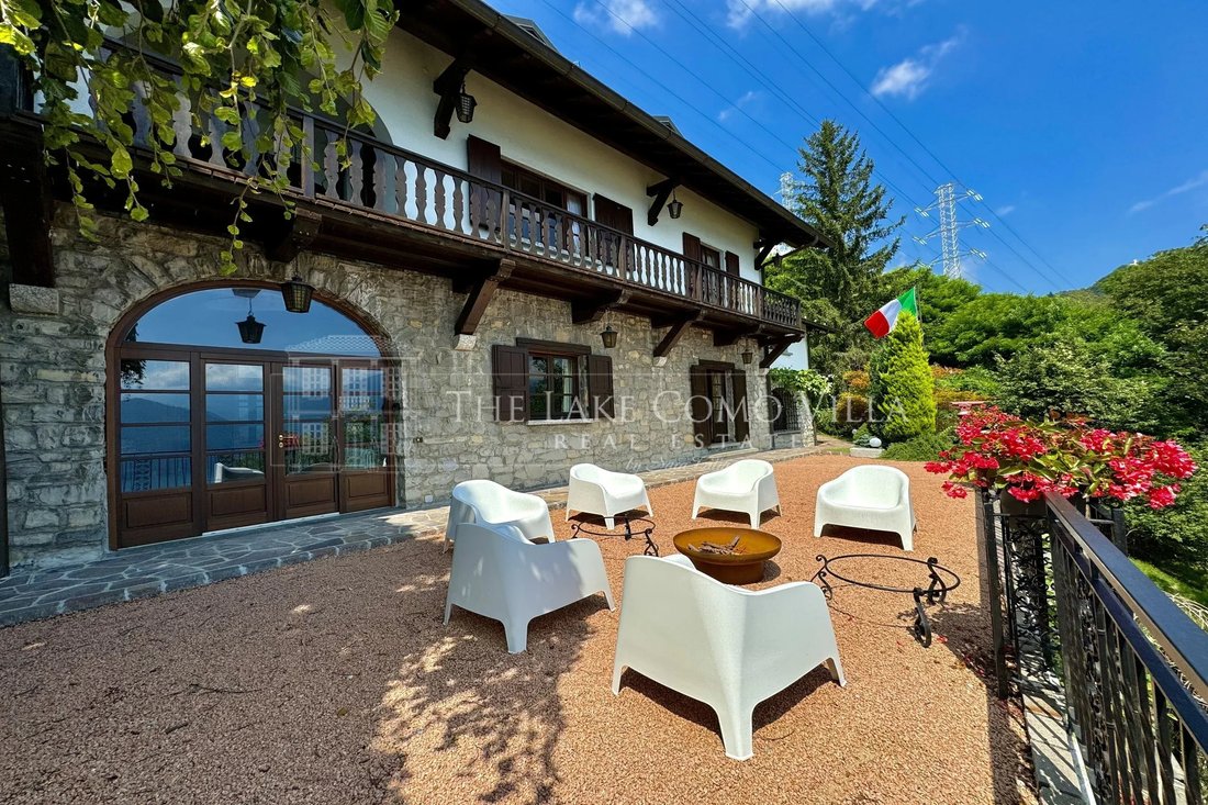 Villa en Plesio, Lombardía, Italia 1 - 19190346