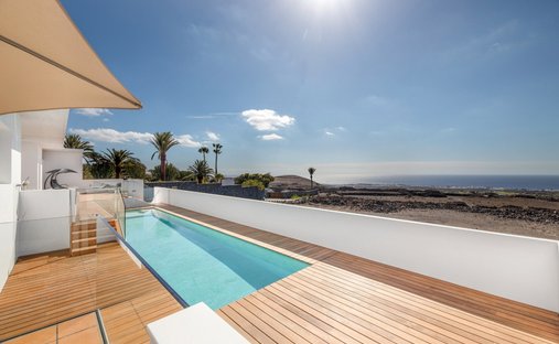 Haus in Tias, Kanarische Inseln, Spanien 1