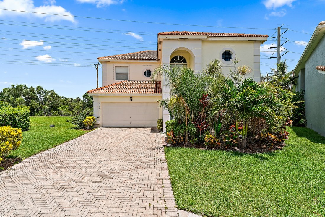West Palm Beach, Florida, United States 1 - 19189571