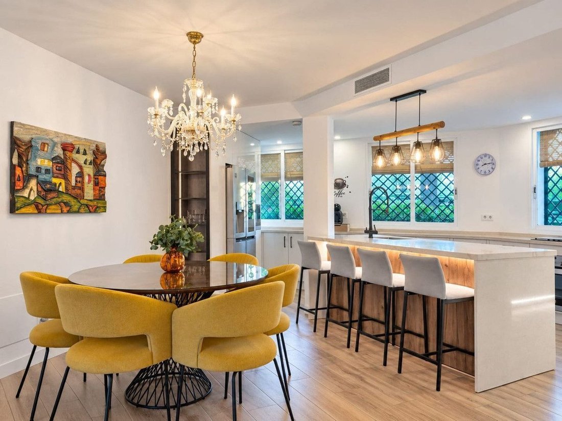 Townhouse en Nueva Andalucía, Marbella, España 3 - 19191223
