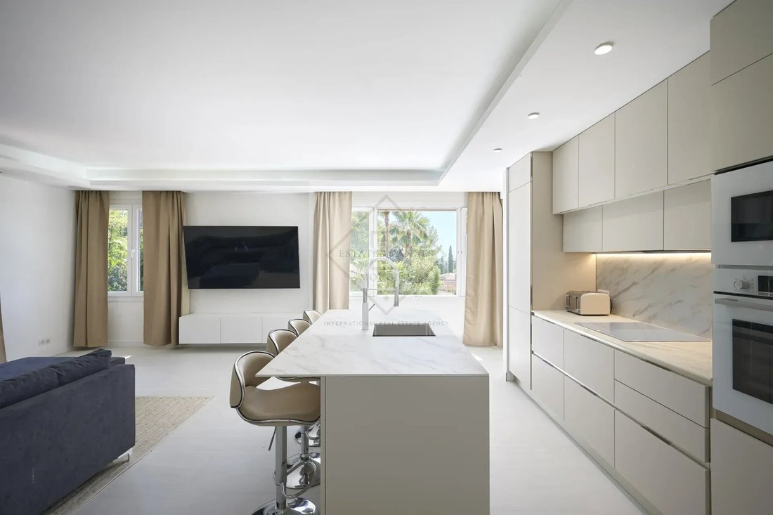 Villa en Mougins, Provenza-Alpes-Costa Azul, Francia 3 - 18405027