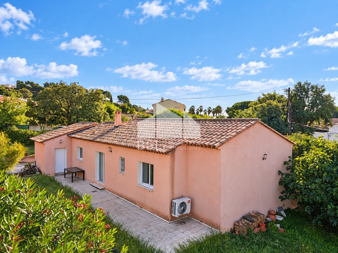 House in Nord Est, Bormes-les-Mimosas, France 4 - 19193486