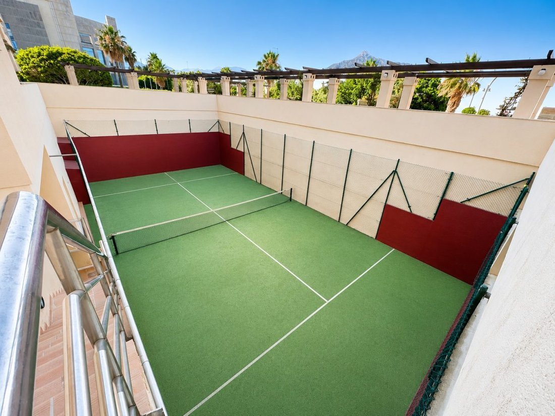 Apartamento en Playa Puerto Banús, Marbella, España 4 - 19191089