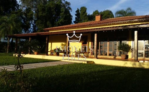 Rancho en Porto Feliz, Estado de São Paulo, Brasil 1