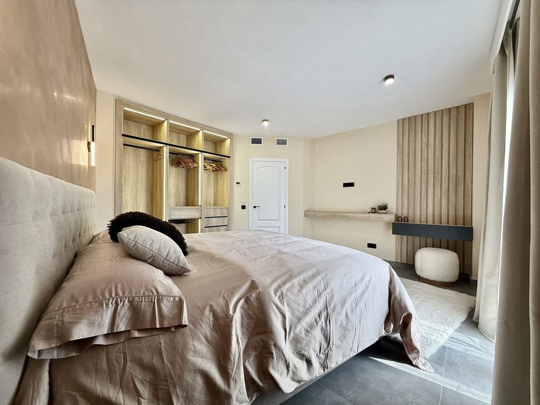 Apartamento en Playa Puerto Banús, Marbella, España 5 - 19190642