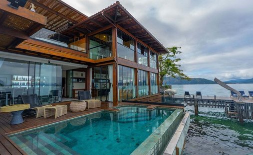 House in Mombaça, State of Rio de Janeiro, Brazil 1