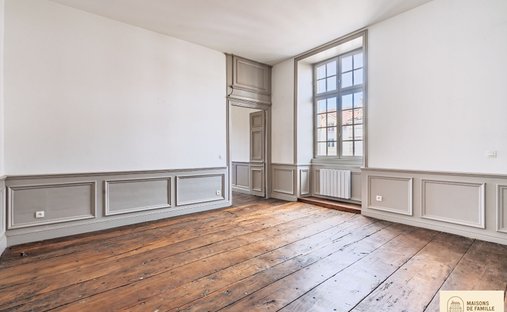 Apartamento en Capucins-Saint Michel-Nansouty-Saint Genès, Burdeos, Francia 1