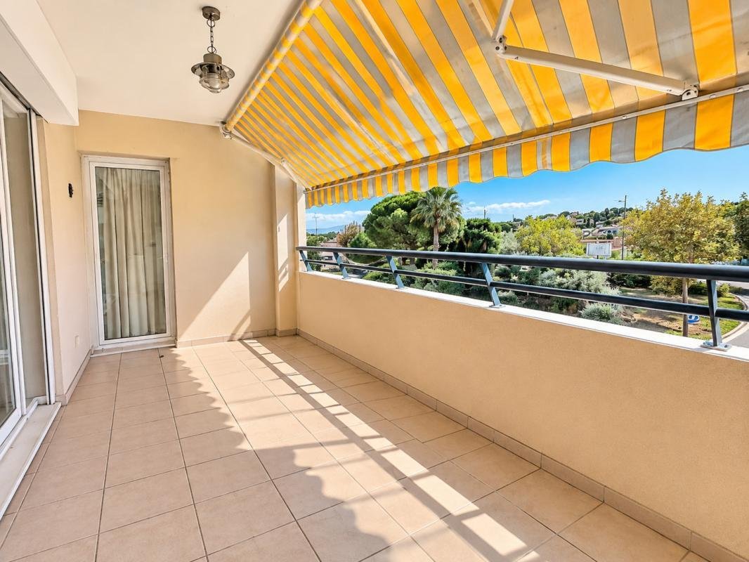 Apartamento en Centre Ville, Carqueiranne, Francia 1 - 19193898