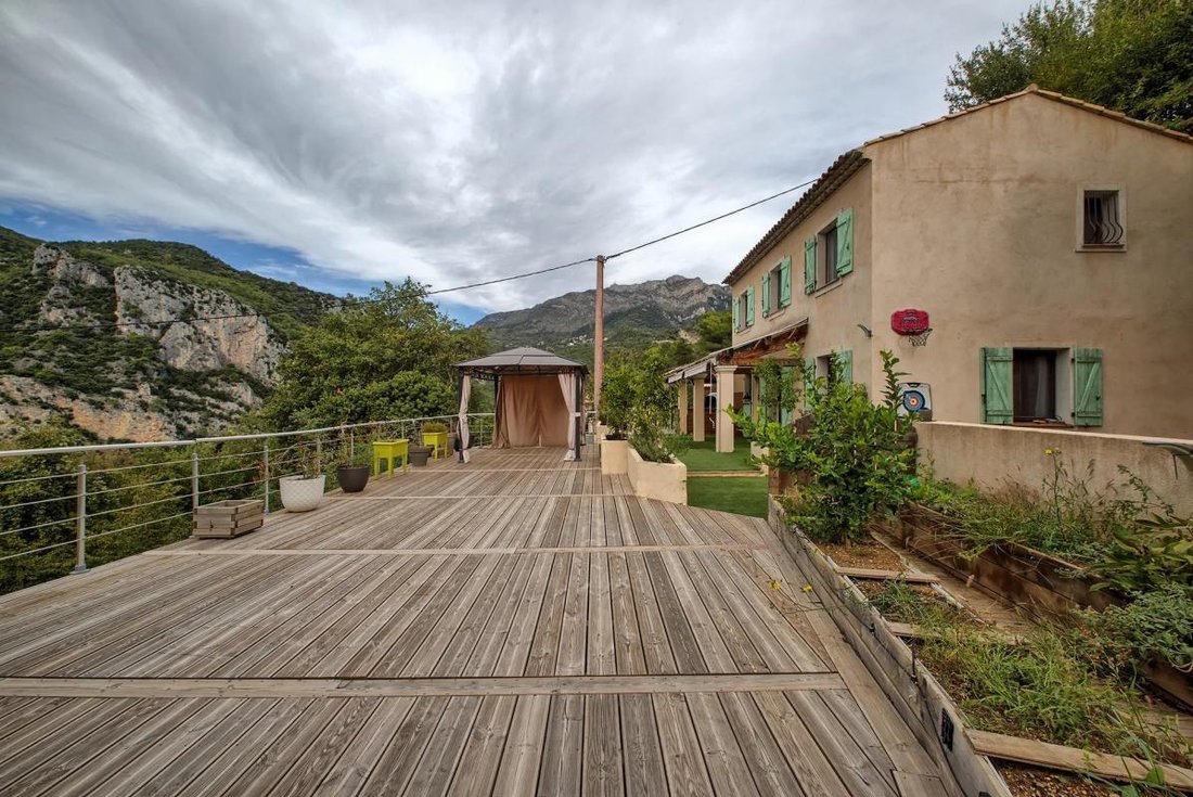 House in Gilette, Provence-Alpes-Côte d'Azur, France 2 - 19193958