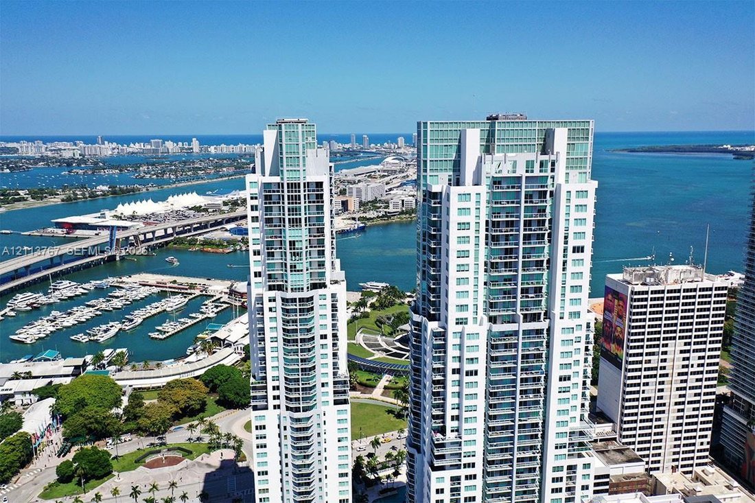 Condo in Miami, Florida, United States 1 - 19193882