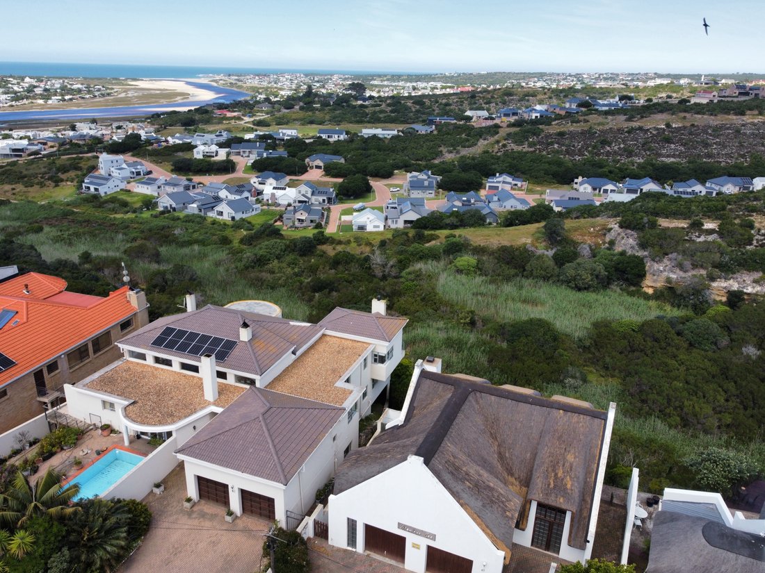House in Still Bay West, Western Cape, South Africa 4 - 19194772