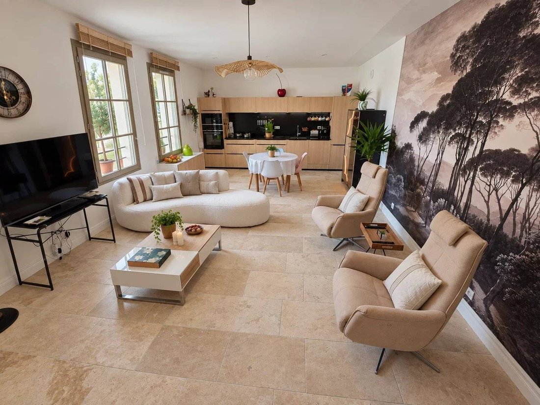 Apartment in Uzès, Occitania, France 1 - 19191337