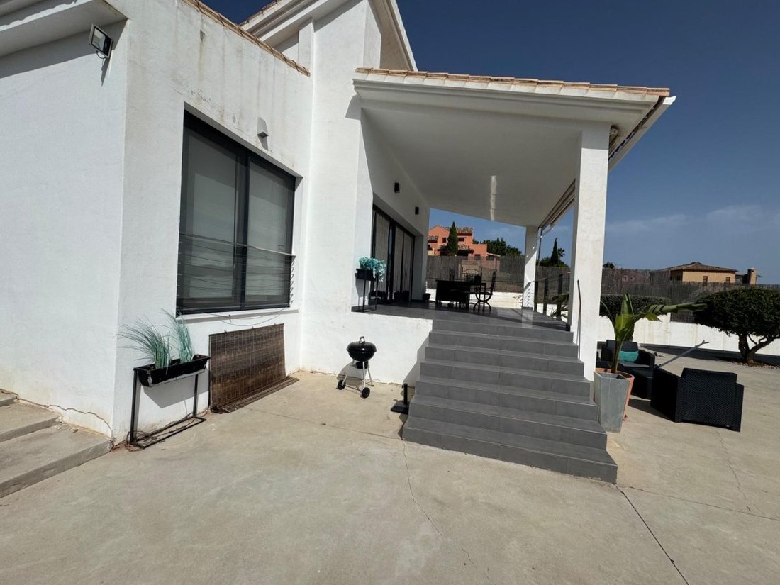 Villa in Estepona, Andalusien, Spanien 5 - 19193623