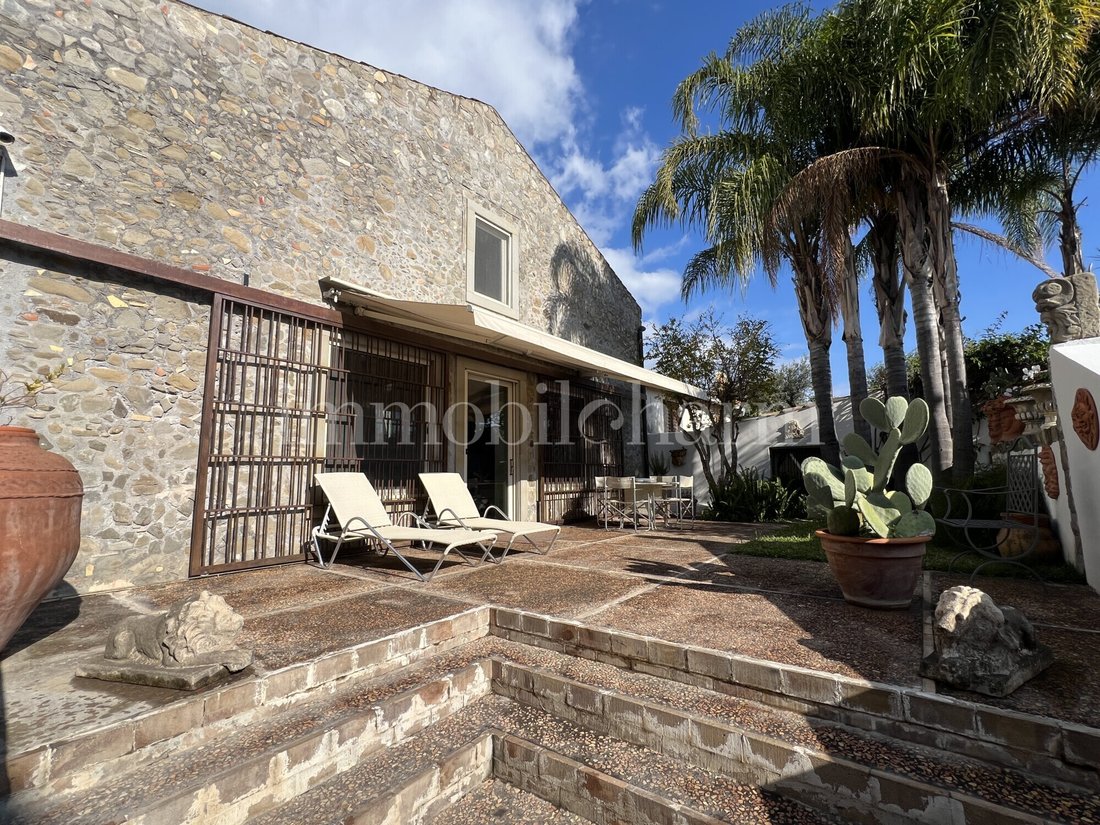 Villa in Taormina, Sicily, Italy 1 - 19190406